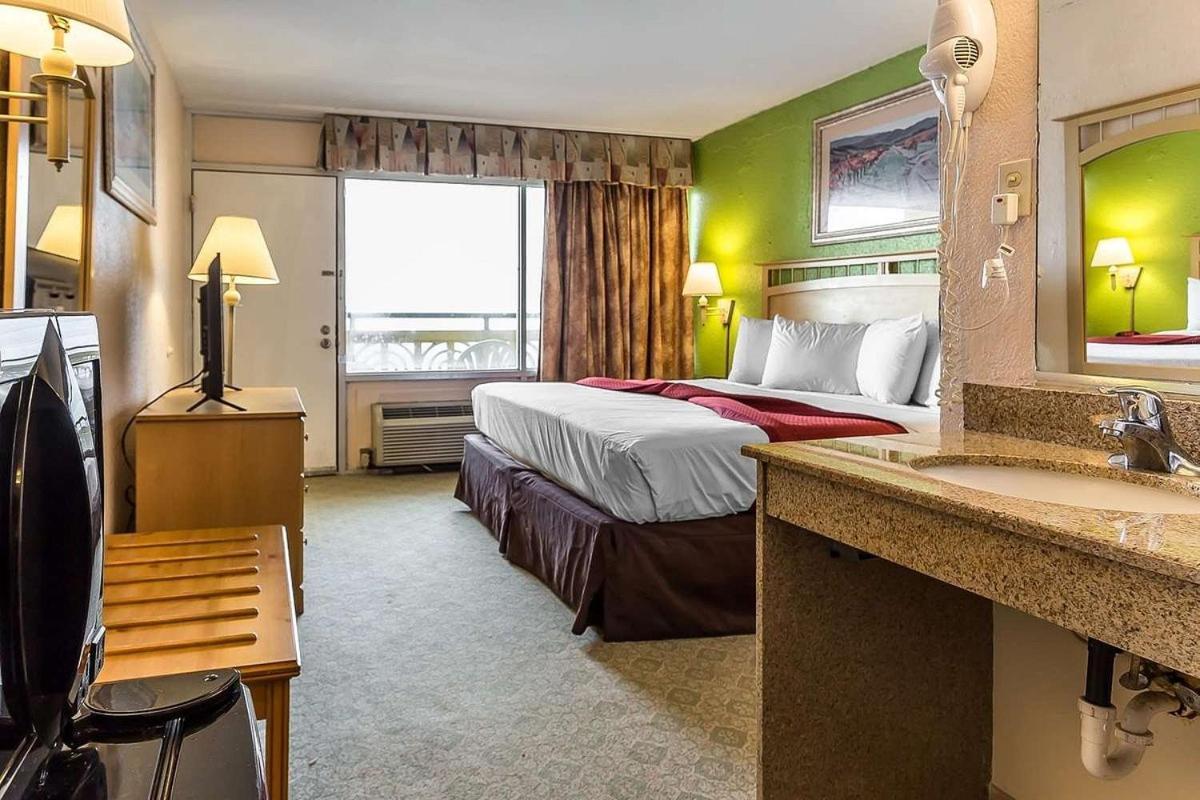 Ocean Star Hotel Myrtle Beach Extérieur photo