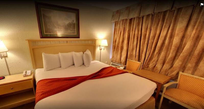 Ocean Star Hotel Myrtle Beach Extérieur photo
